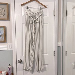 NWT American Eagle Outfitter Casual Pant